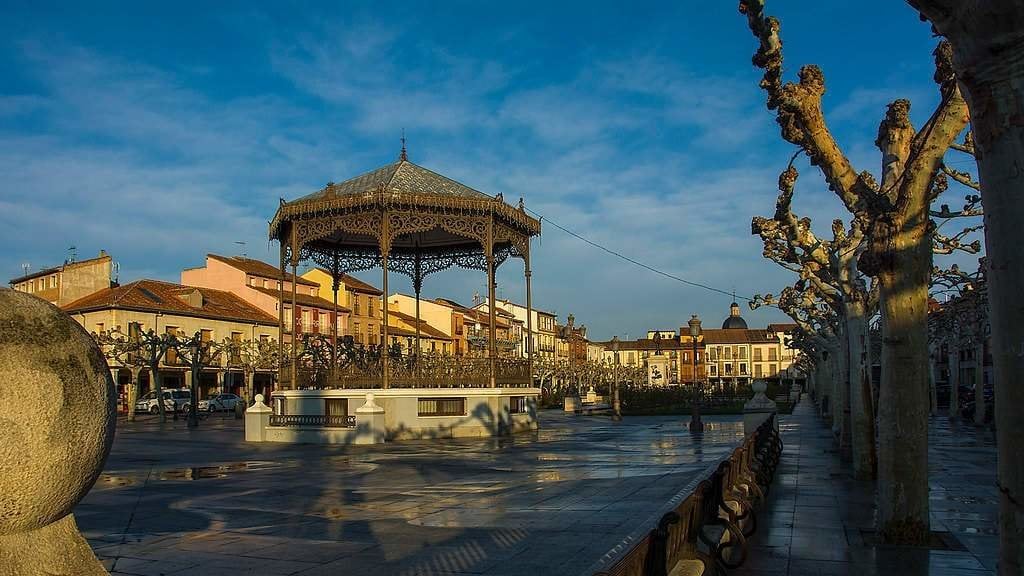 Pueblos con más encanto: Viaja a Alcalá de Henares en Madrid.