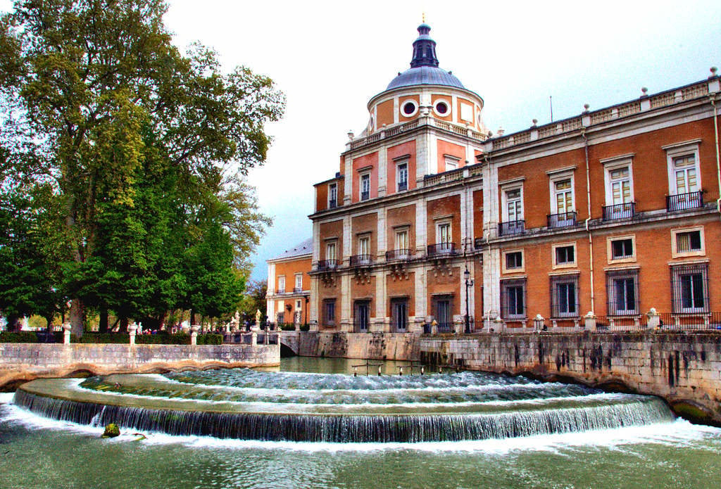 Pueblos con más encanto: Viaja a Aranjuez en Madrid.
