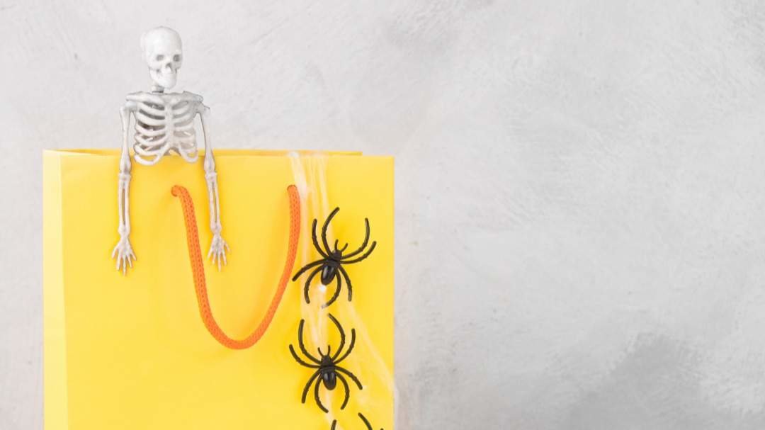 Prepara tu negocio para Halloween: consejos para una celebración espeluznante.