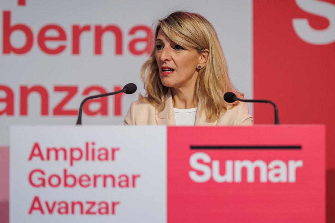 La líder de Sumar, Yolanda Díaz, ofrece una rueda de prensa tras reunirse con inscritos e inscritas de Sumar, en Próxima Estación, a 27 de octubre de 2023, en Madrid.