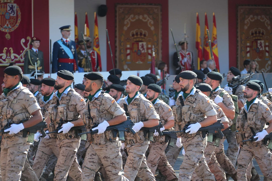 Militares del Escuadrón de Apoyo al Despliegue Aéreo (EADA) en el desfile del 12 de octubre ( Foto: Iñaki Gómez / MDE).
