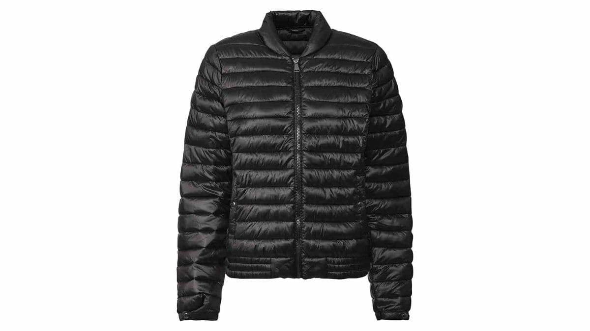 Esta chaqueta ligera de Lidl  es una prenda ligera y cálida ideal para la época de más frío en invierno