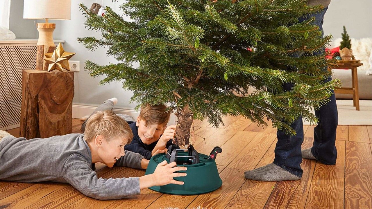 Lidl te salvará la Navidad con este accesorio que evitará que tu árbol se tambalee
