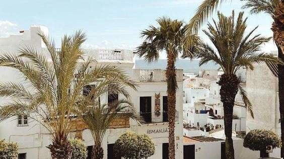 Pueblos con más encanto: 
Viaja a Vejer de la Frontera en Cadiz