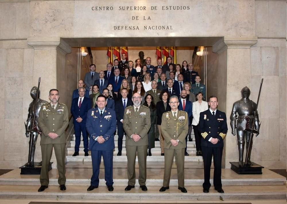 Inauguración del Curso de Defensa Nacional, en el Centro Superior de Estudios de la Defensa Nacional (CESEDEN).
