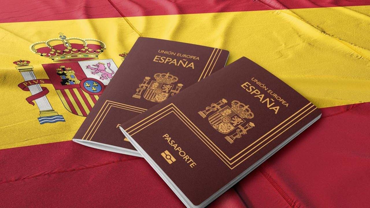 Guía Completa de Opciones de Residencia y Ciudadanía en España