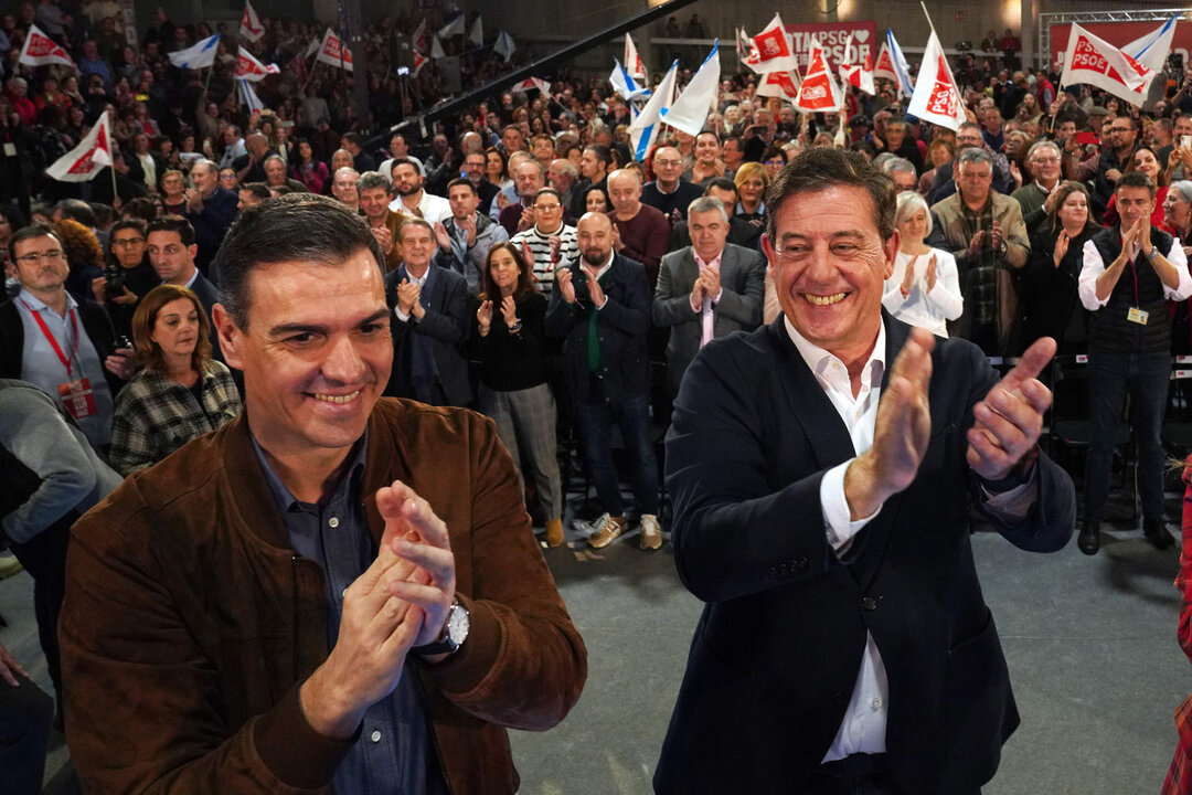 Pedro S&aacute;nchez y Besteiro en acto cierre de campa&ntilde;a