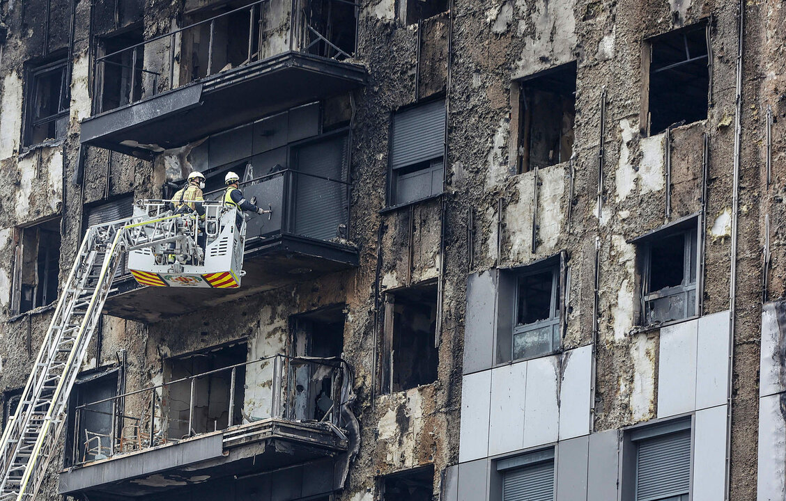 ROBER SOLSONA&hellip;&hellip;.20240225&hellip;.VALENCIA&hellip;&hellip;&hellip;&hellip;.EDIFICO INCENDIO