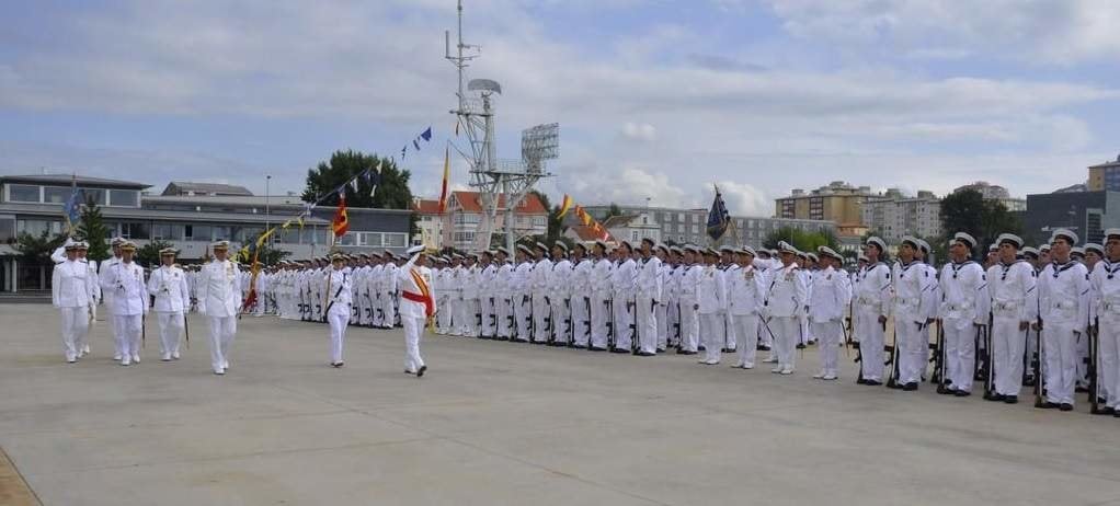 Jura de bandera de marineros en la la Escuela de Especialidades “Antonio de Escaño” (Foto: Armada).