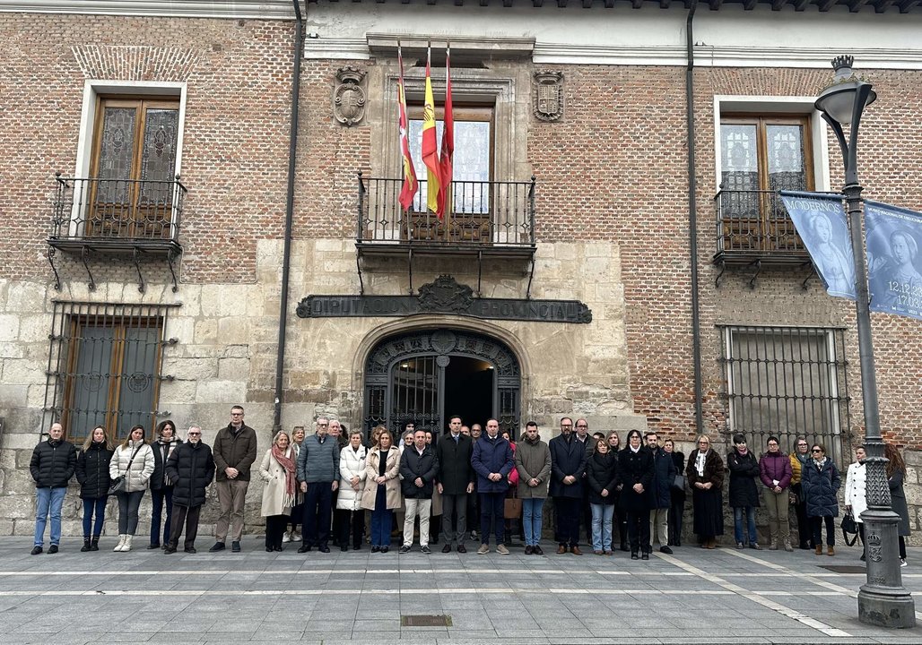 Valladolid guarda un minuto de silencio por el vecino fallecido en Burgos y las víctimas en Valencia (Foto: Europa Press)