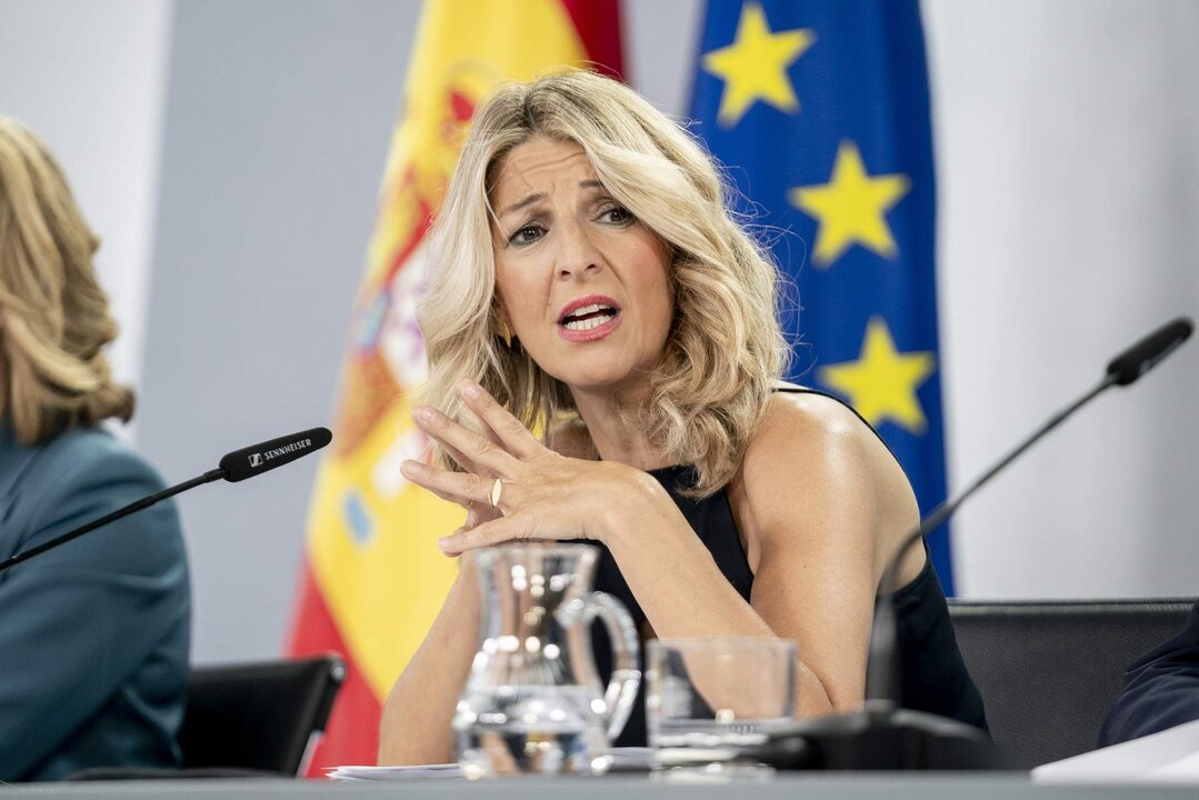 La vicepresidenta segunda y ministra de Trabajo, Yolanda D&iacute;az, durante una rueda de prensa posterior a la reuni&oacute;n del Consejo de Ministros, en el Palacio de La Moncloa, a 2 de julio de 2024, en Madrid.