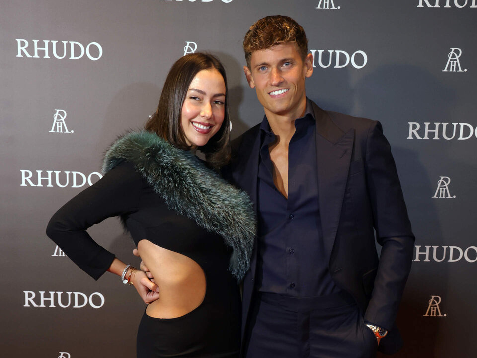(Foto de ARCHIVO)
Paddy Noarbe y Marcos Llorente asisten a la inauguraci&oacute;n del exclusivo restaurante Rhudo, a 29 de enero de 2024, en Madrid (Espa&ntilde;a). Rhudo fusiona gastronom&iacute;a, cultura y diversi&oacute;n gracias a Paco Roncero y a cuatro socios de altura: los actores &Aacute;lex Gonz&aacute;lez y Miguel &Aacute;ngel Silvestre, y los futbolistas Mascos Llorente y Antoine Griezmann.

Jos&eacute; Ram&oacute;n Hernando / Europa Press
GENTE;RESTAURANTE
29/1/2024