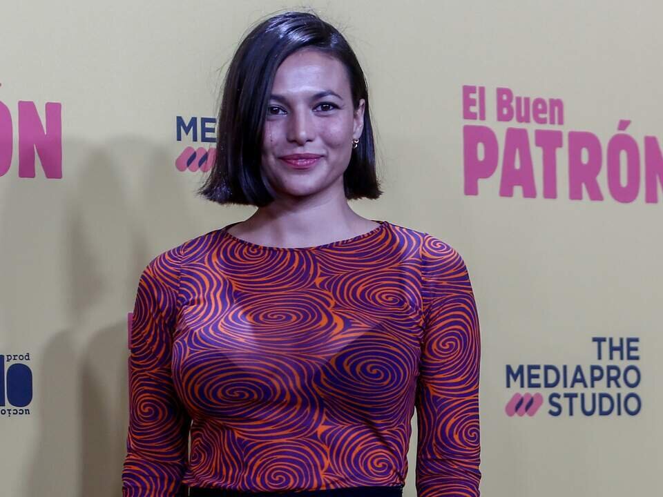 (Foto de ARCHIVO)
La actriz Elisa Mouliaa, posa en la premiere de la pel&iacute;cula &lsquo;El buen patr&oacute;n&rsquo;, en los Cines Callao, a 14 de octubre de 2021, en Madrid (Espa&ntilde;a). La pel&iacute;cula, candidata por Espa&ntilde;a a los Oscars, narra la historia de B&aacute;sculas Blanco, una empresa de producci&oacute;n de balanzas industriales en una ciudad espa&ntilde;ola de provincias. El propietario de la empresa, interpretado por Javier Bardem, espera la visita de una comisi&oacute;n para obtener un premio local a la Excelencia Empresarial. Las cosas se complican cuando se acerca el momento de recibir el galard&oacute;n y los empleados deben trabajar a contrarreloj para devolver a la compa&ntilde;&iacute;a el equilibrio perdido. El film se estrena en los cines este viernes 15 de octubre.

Ricardo Rubio / Europa Press
15 OCTUBRE 2021;PREMIERE;EL BUEN PATRON;PELICULA
14/10/2021