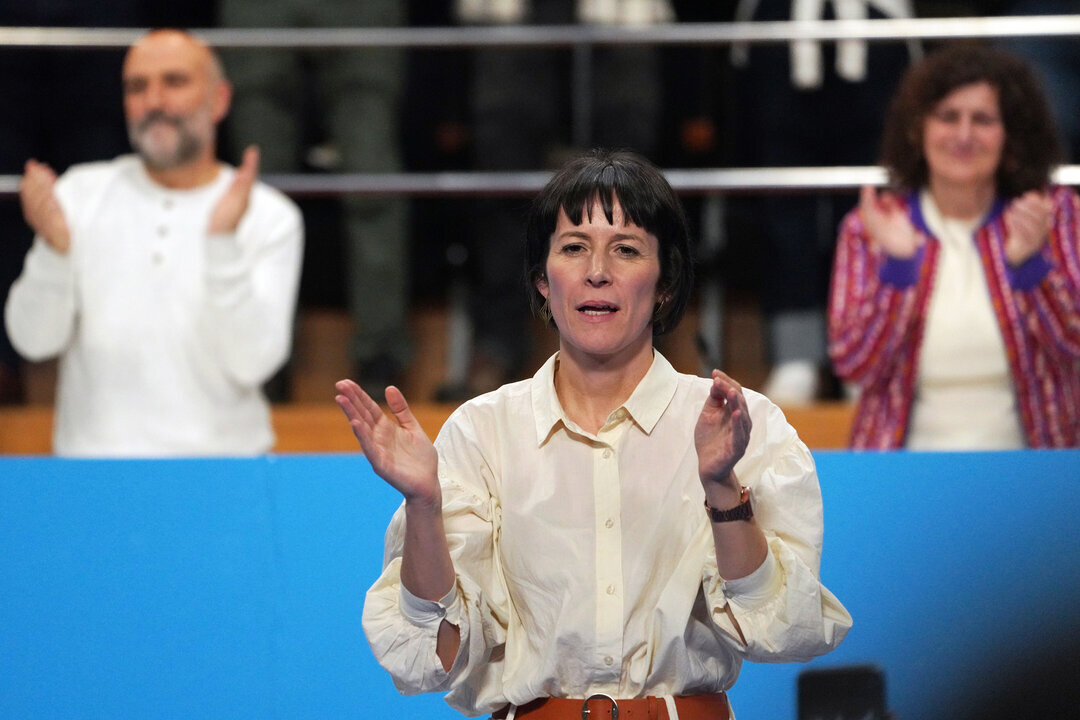 Ana Pont&oacute;n en la XVIII asamblea nacional BNG