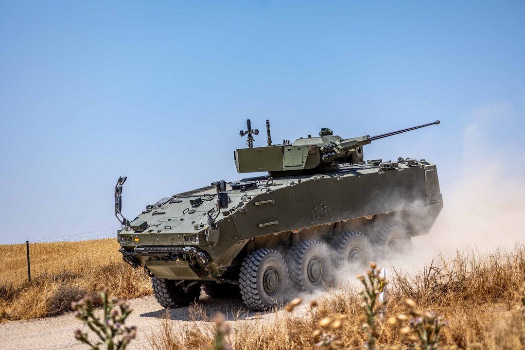 VCR 8&times;8 Drag&oacute;n del Ej&eacute;rcito de Tierra