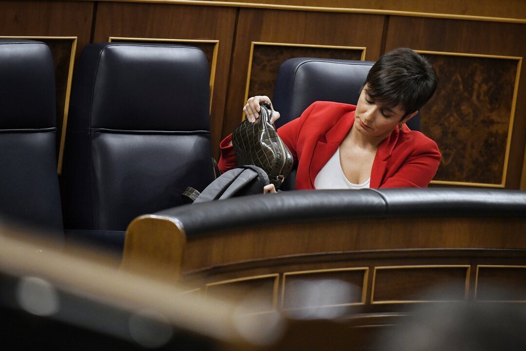 La ministra de Vivienda, Isabel Rodr&iacute;guez, durante una sesi&oacute;n plenaria en el Congreso de los Diputados, a 23 de octubre de 2024, en Madrid.