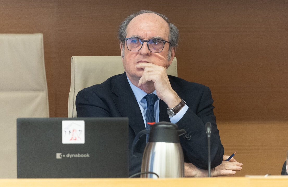 El Defensor del Pueblo, &Aacute;ngel Gabilondo, comparece ante la Comisi&oacute;n Mixta de Relaciones con el Defensor del Pueblo, en el Congreso de los Diputados, a 8 de abril de 2025, en Madrid.
