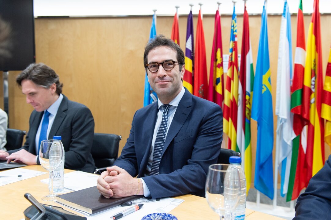 El ministro de Econom&iacute;a, Comercio y Empresa, Carlos Cuerpo, durante el 'Consejo Interterritorial de Internacionalizaci&oacute;n', en el Ministerio de Econom&iacute;a, Comercio y Empresa, a 10 de abril de 2025, en Madrid.