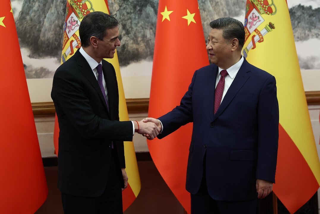 El presidente del Gobierno, Pedro S&aacute;nchez, con el presidente de China, Xi Jinping.