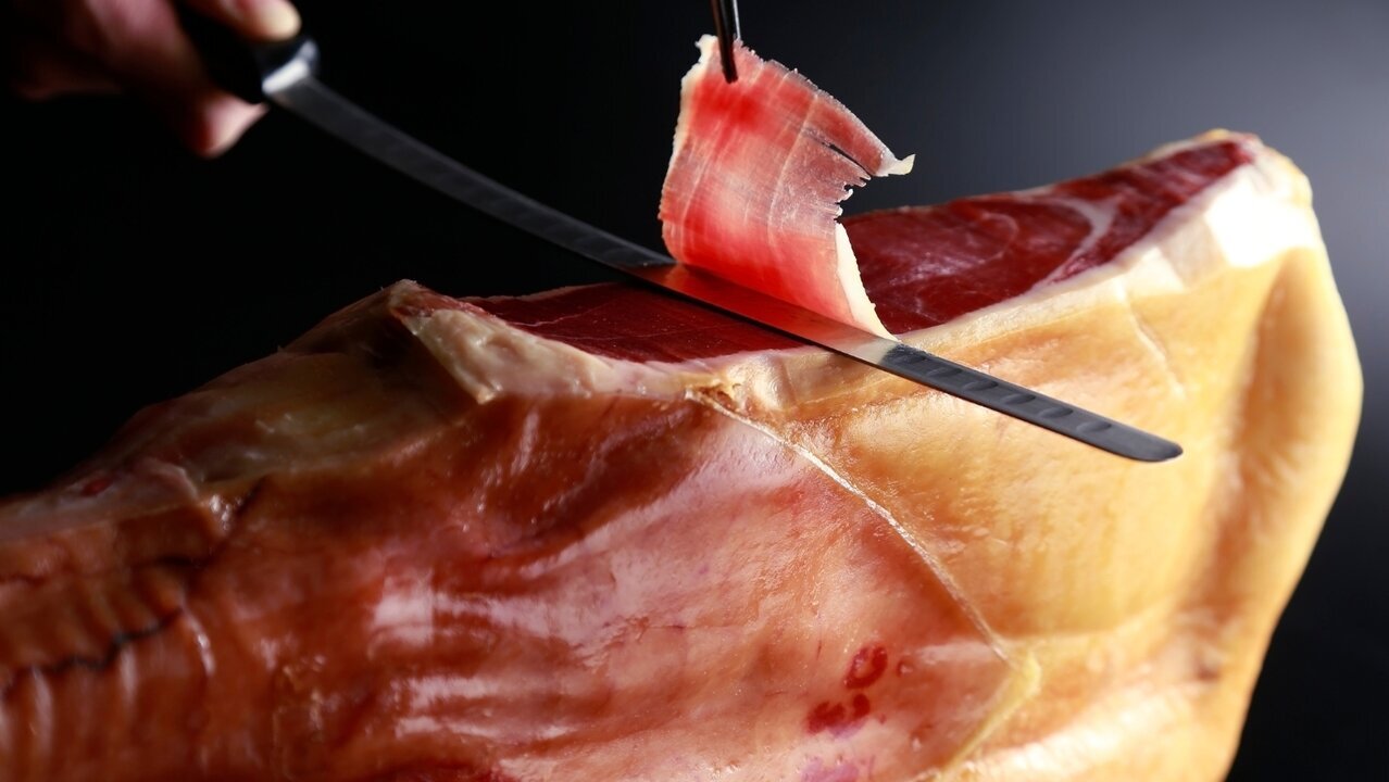 C&oacute;mo elegir el mejor cuchillo jamonero profesional seg&uacute;n tu necesidad