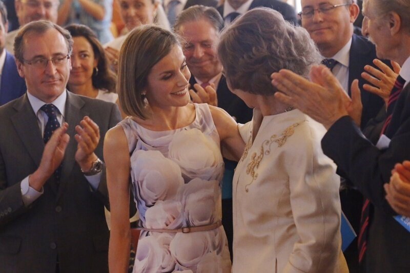 La reina Letizia junto a do&ntilde;a Sof&iacute;a.