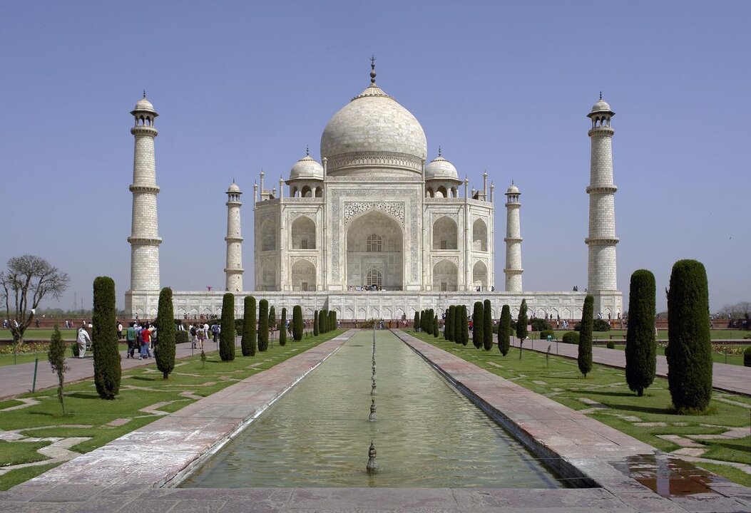 Taj Mahal.