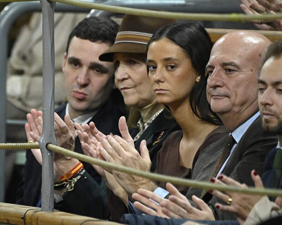 La infanta Elena con sus hijos, Froil&aacute;n y Victoria Federica, asisten al Festival taurino ben&eacute;fico en el Palacio Vistalegre en favor de los damnificados por la Dana de Valencia - EUROPA PRESS