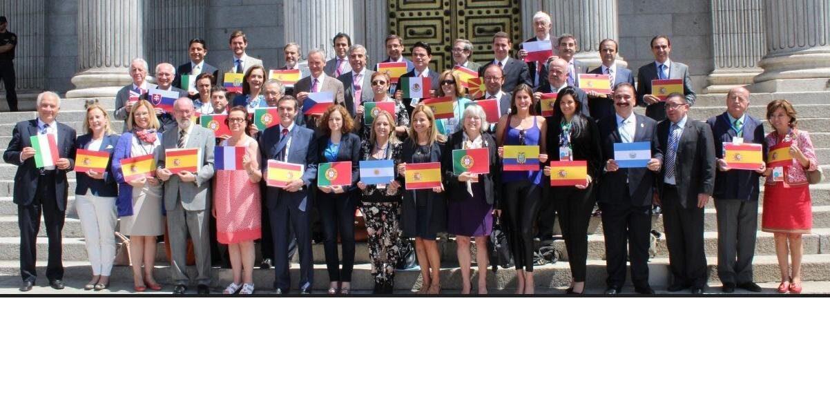 Miembros de la asociaci&oacute;n Familia y Dignidad Humana. 