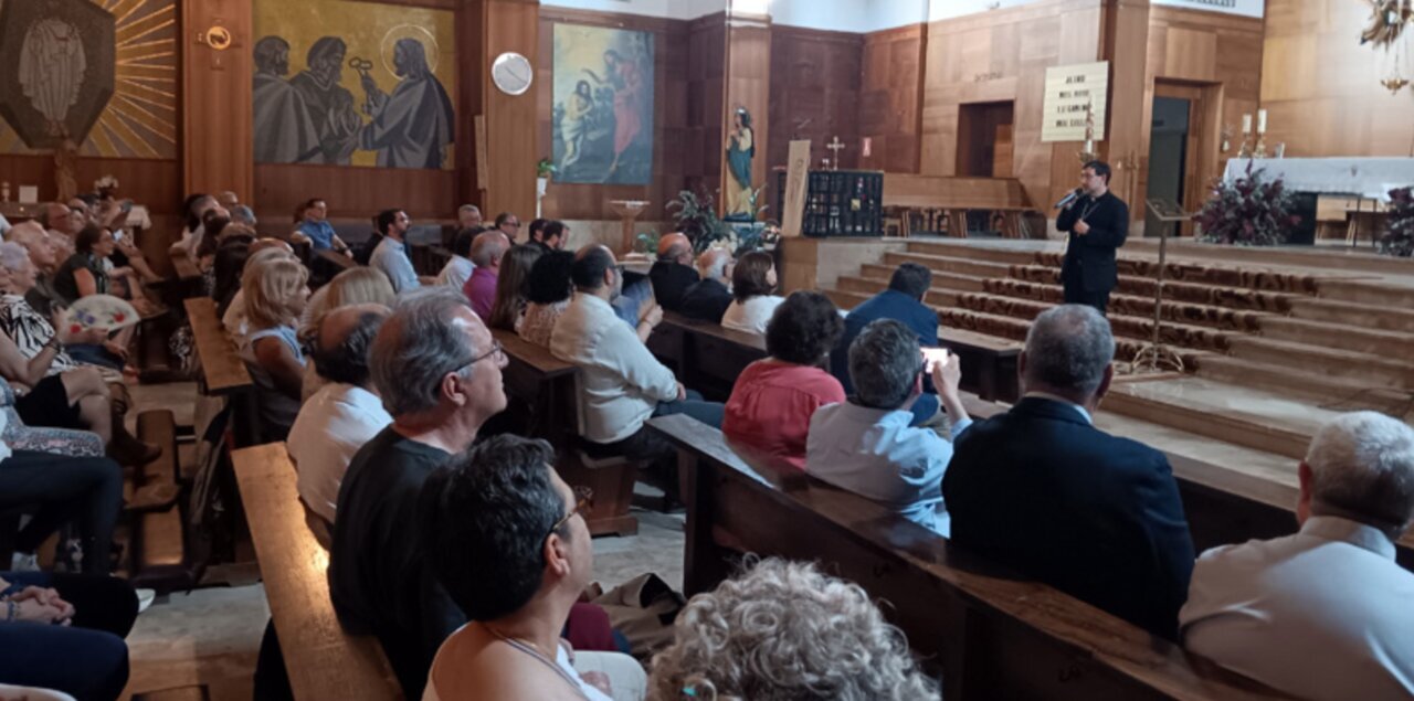 Cursillistas en Madrid: encuentro de fe y esperanza.