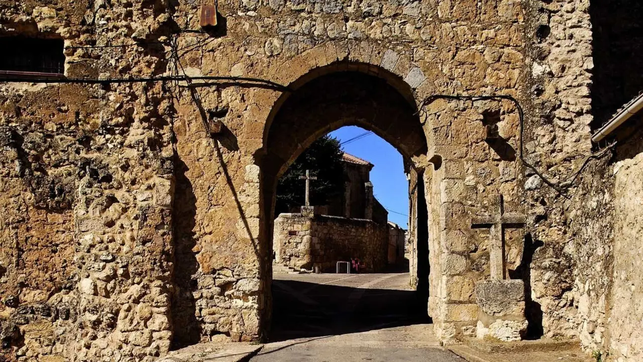 Maderuelo pueblo medieval. Imagen turismocastillayleon.com