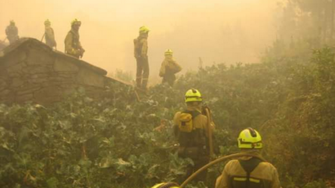 Brigadas de Refuerzo en Incendios Forestales (Fuente: @AT_Brif)