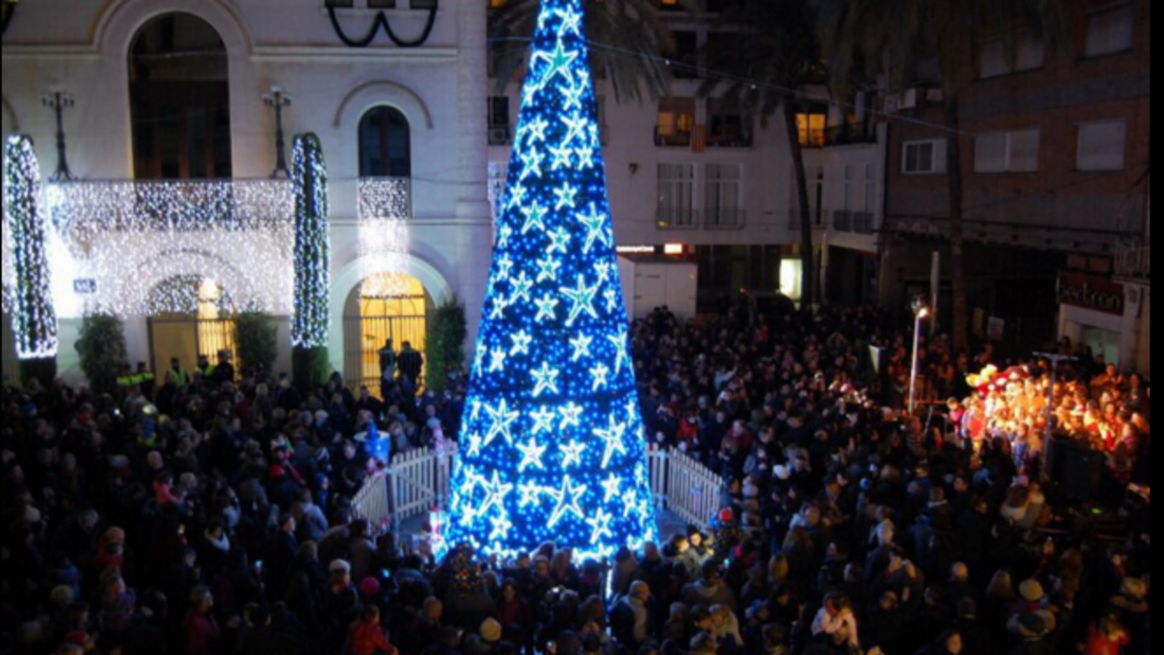 Ayudas econ&oacute;micas en Ferrol para que las familias puedan comprar regalos de Navidad.