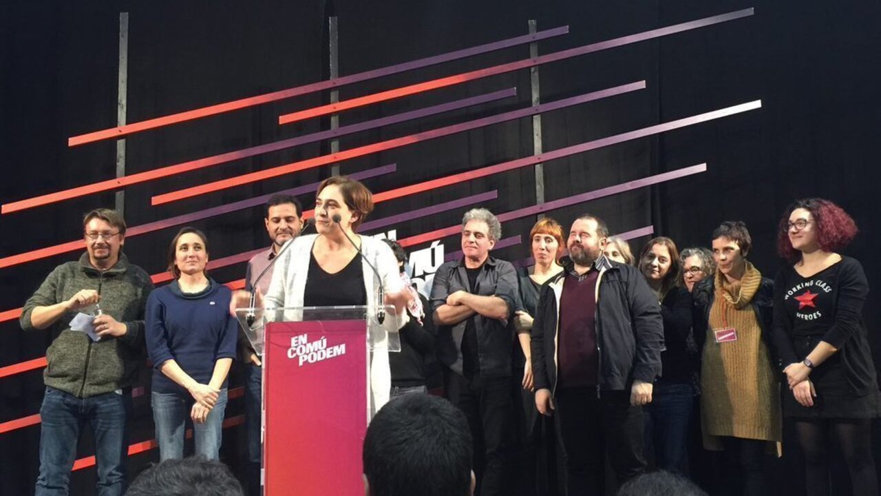 Ada Colau celebra los resultados de En Com&uacute; Podem (Fotograf&iacute;a: @EnComu_Podem)