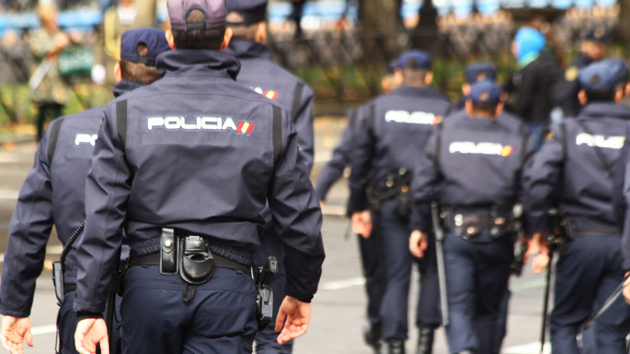 Agentes de la Polic&iacute;a Nacional