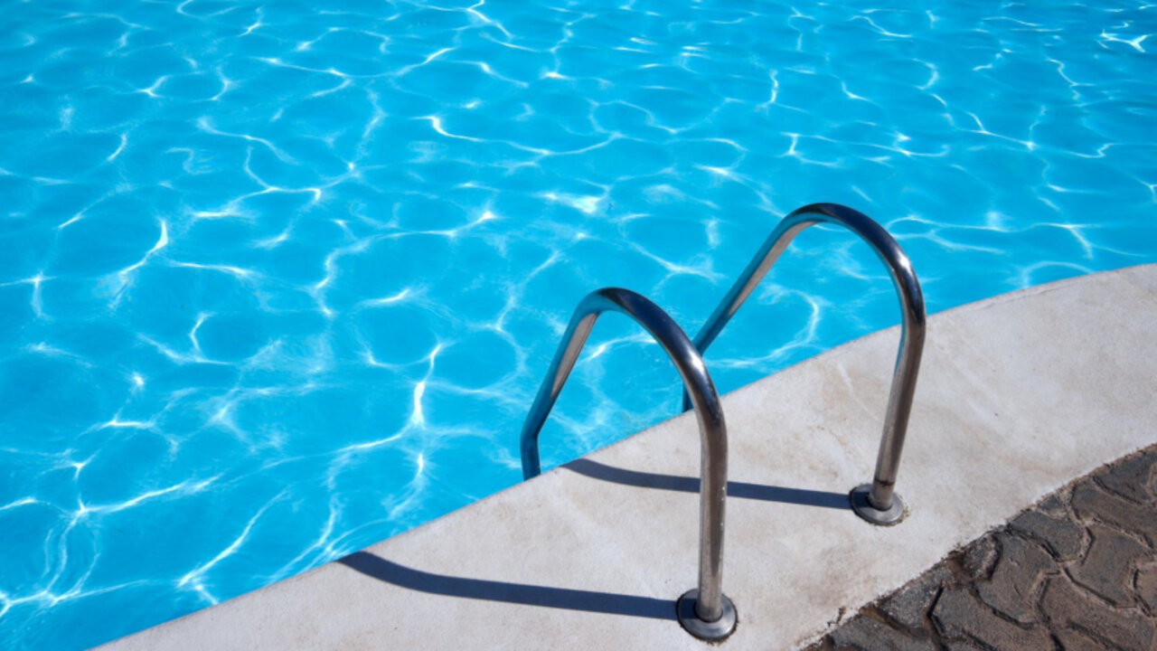 Piscina.