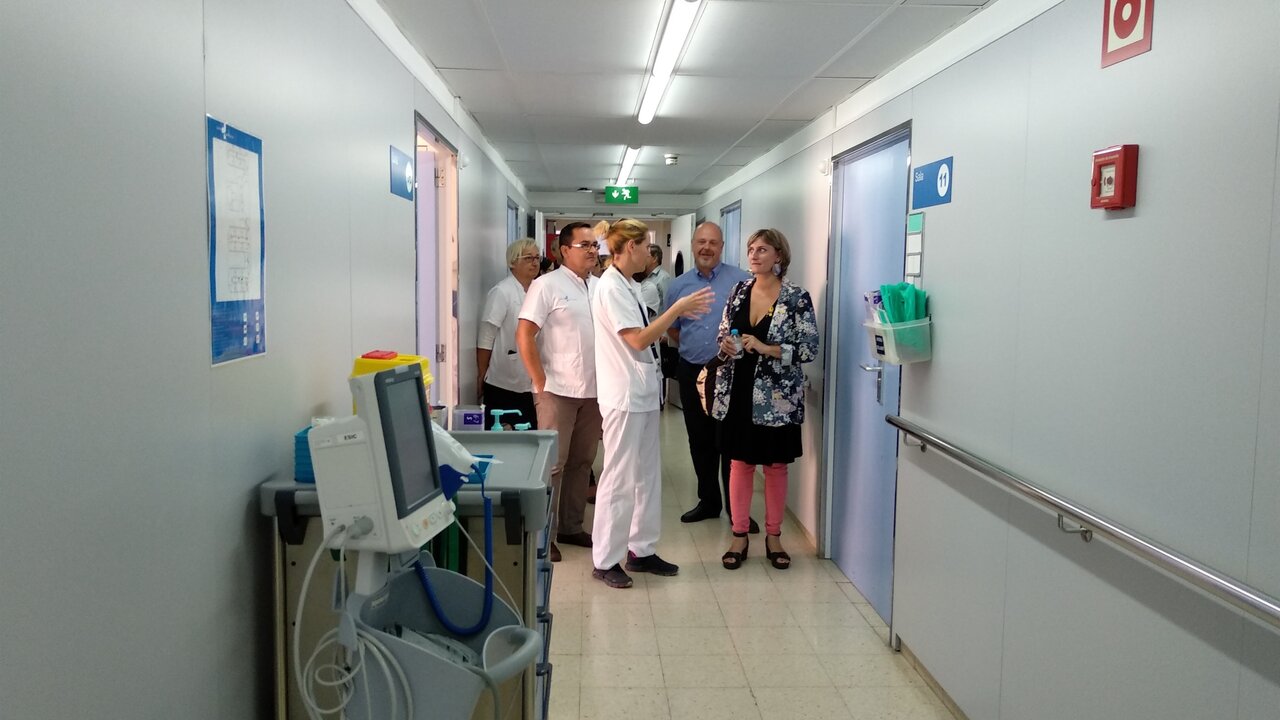 La consellera de Salud de la Generalitat, Alba Verg&eacute;s, visita el Esic del Hospital Dos de Maig de Barcelona