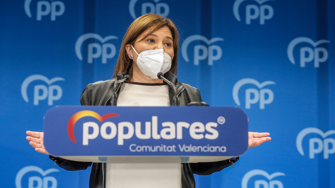 EuropaPress_3689282_ahora_presidenta_ppcv_isabel_bonig_rueda_prensa_anunciado_deja_acta