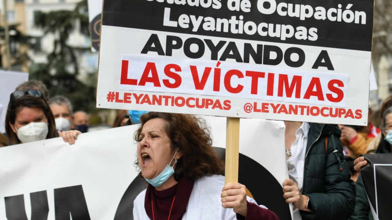 Manifestaci&oacute;n antiokupa.