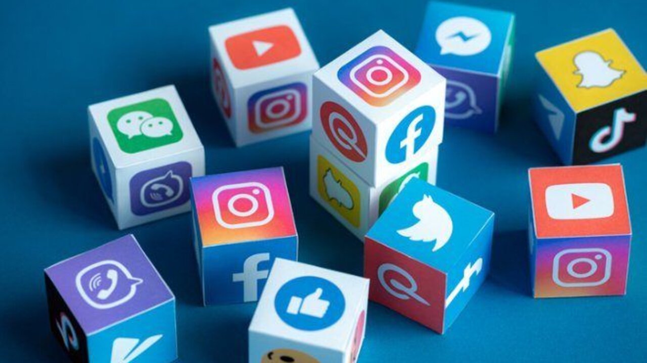 Redes sociales.