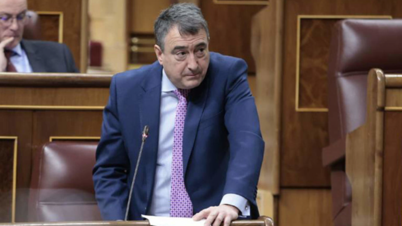 Aitor Esteban.