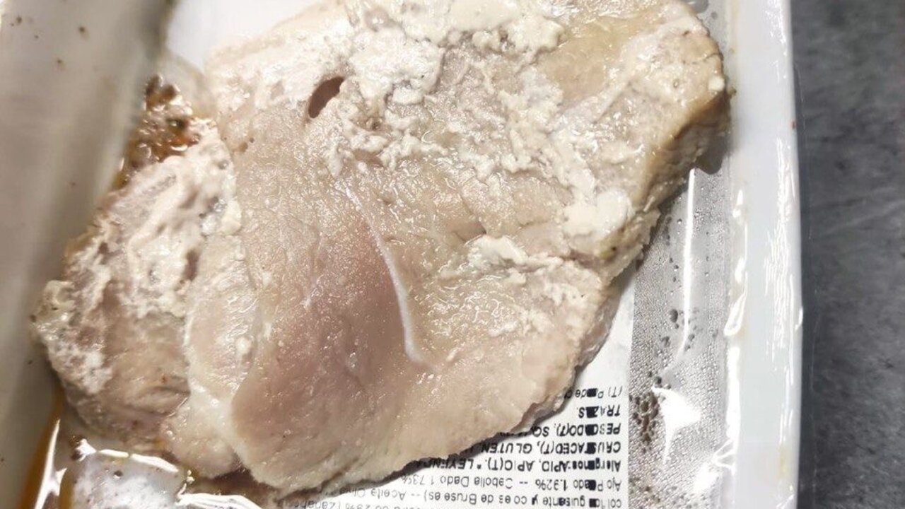 Filete del catering recibido por agentes de la Guardia Civil que prestan servicio en la central nuclear de Almaraz. 
