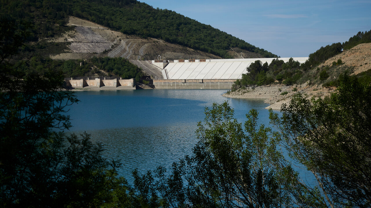 Pantano de Yesa (Foto: Eduardo Sanz / Europa Press).