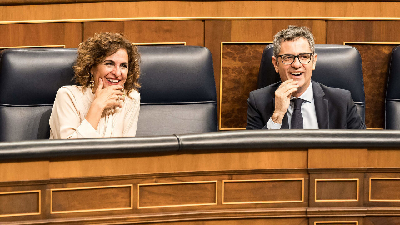 Archivo - La vicepresidenta y ministra de Hacienda, Mar&iacute;a Jes&uacute;s Montero y el ministro de la Presidencia, Relaciones con las Cortes y Justicia, F&eacute;lix Bola&ntilde;os. 