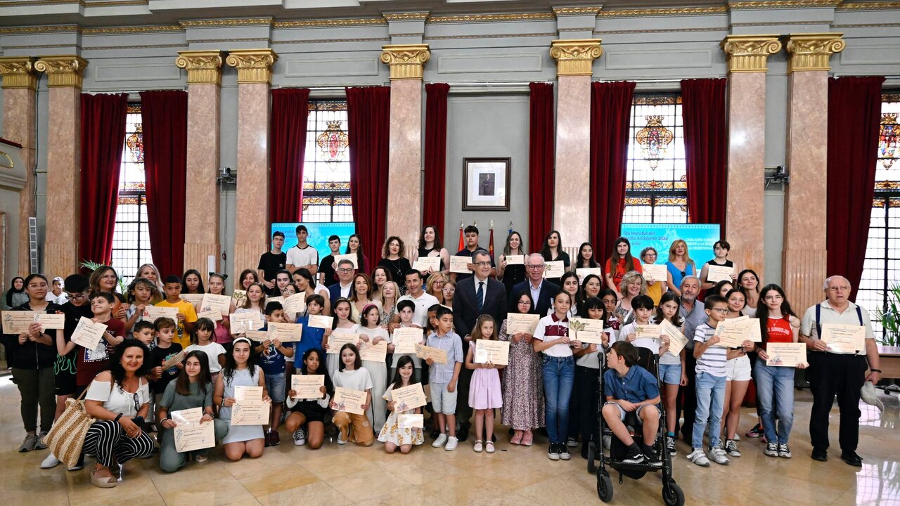 El Ayuntamiento de Murcia premia a 6 centros educativos y 35 escolares por su compromiso con la naturaleza y la sostenibilidad