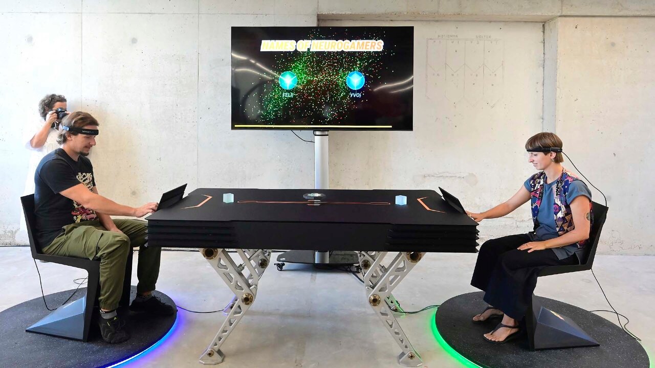 La alcaldesa de Valencia, Mar&iacute;a Jos&eacute; Catal&aacute;, asiste a la inauguraci&oacute;n del espacio Valencia Game City