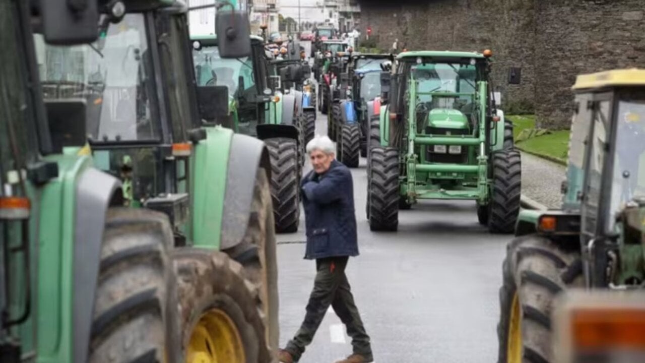 Manifestantes durante una tractorada en contra del acuerdo alcanzado de Mercosur, a 12 de enero de 2026, en Lugo, Galicia. Europa Press. Archivo.
