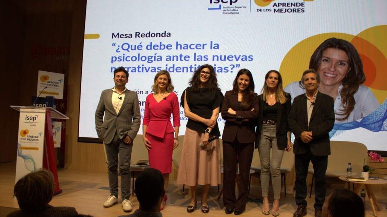 El Instituto Superior de Estudios Psicol&oacute;gicos (ISEP) re&uacute;ne a expertos para hablar de la identidad de los adolescentes.