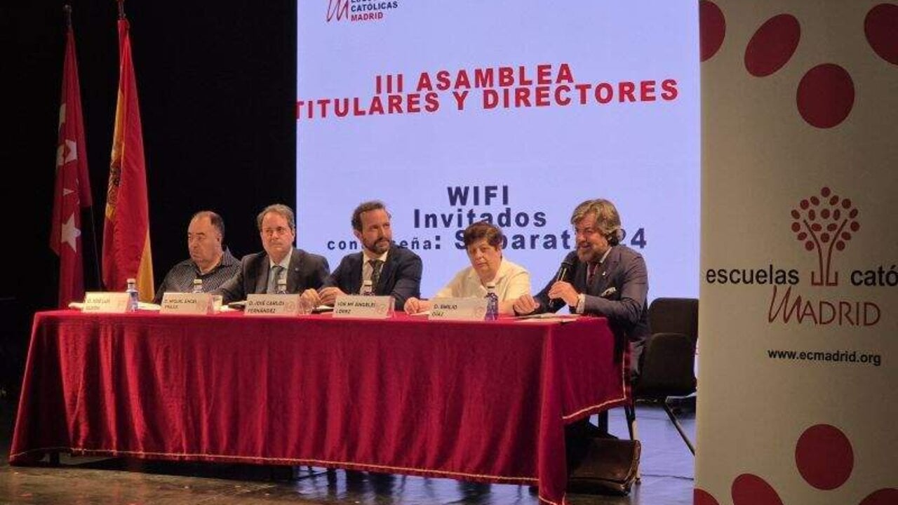 III Asamblea de Titulares y Directores de ECM.