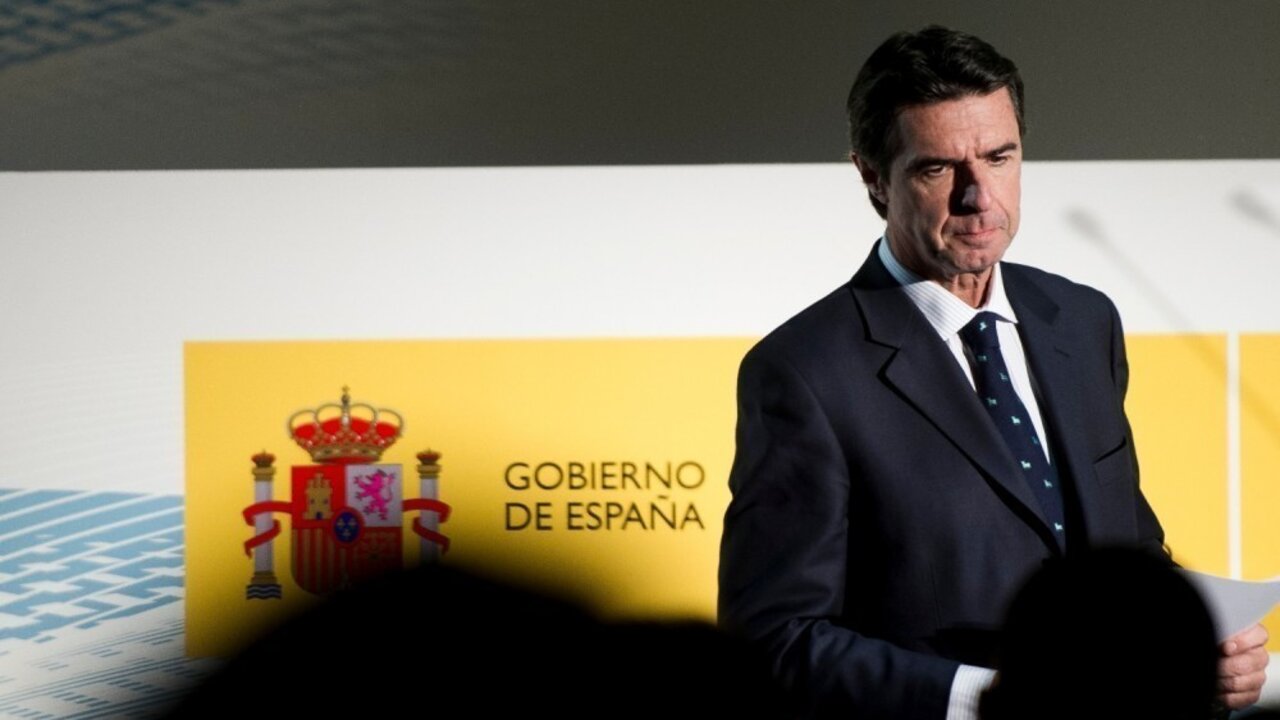 El ministro Soria en una rueda de prensa.