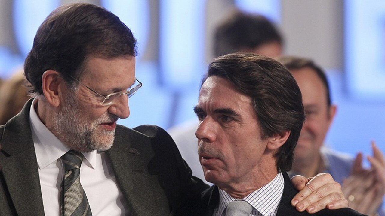 Mariano Rajoy y Jos&eacute; Mar&iacute;a Aznar.